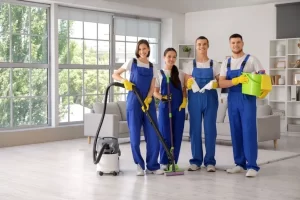 que orden deben llevar las cuatro fases del servicio de limpieza